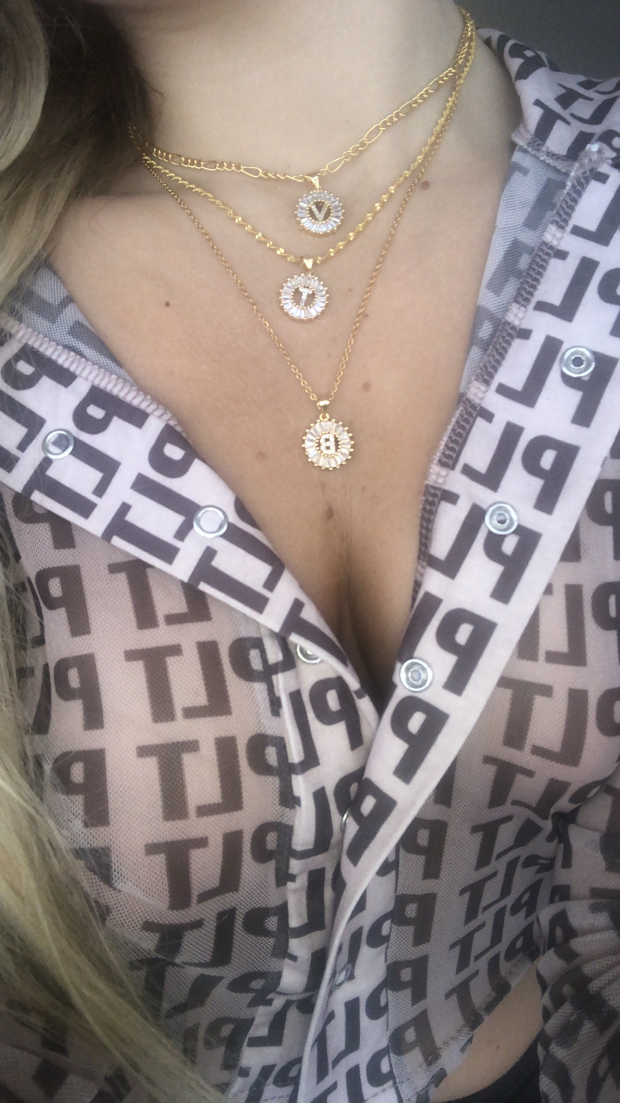 Round initial necklace