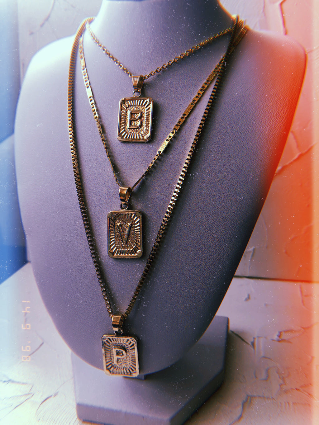 Letter pendant necklace