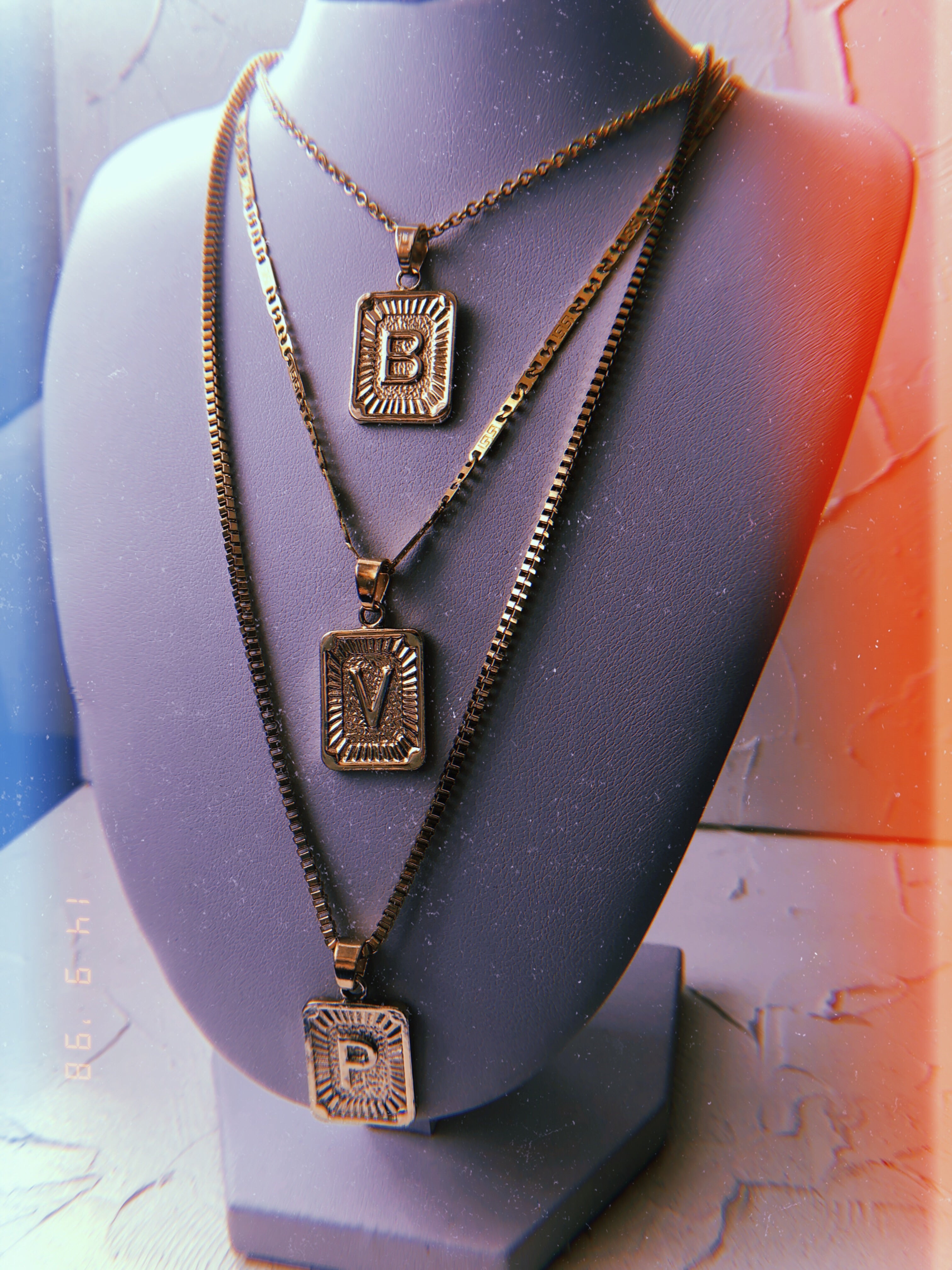 Letter pendant necklace