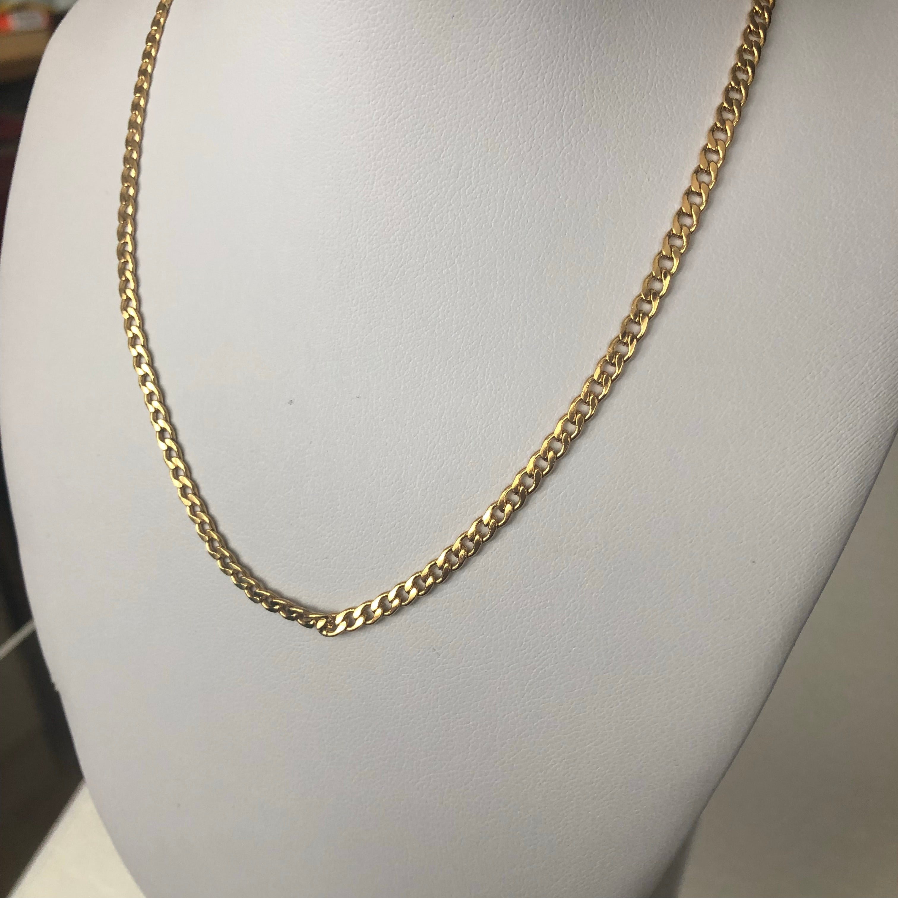 Curb chain
