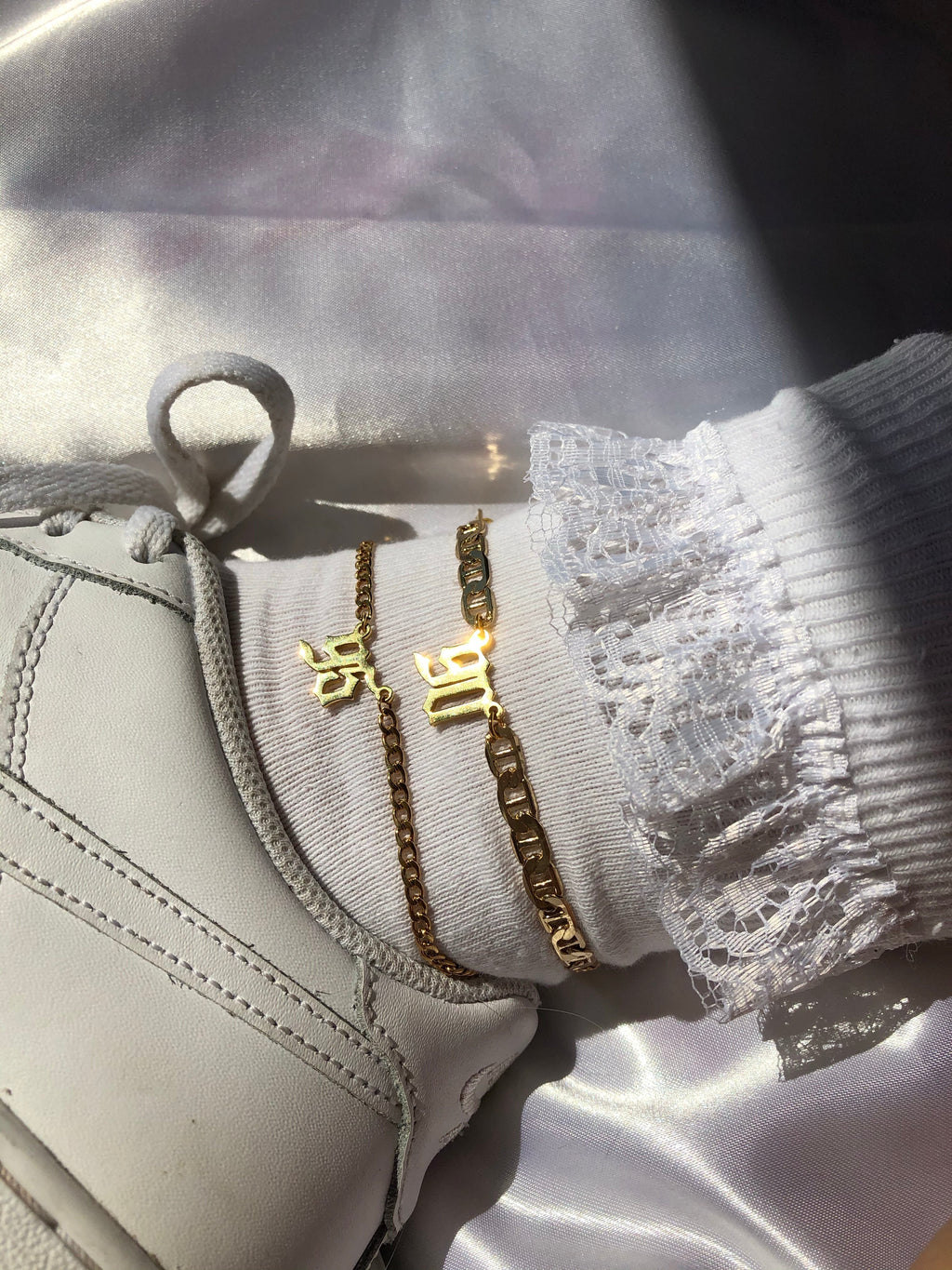 90’s anklet