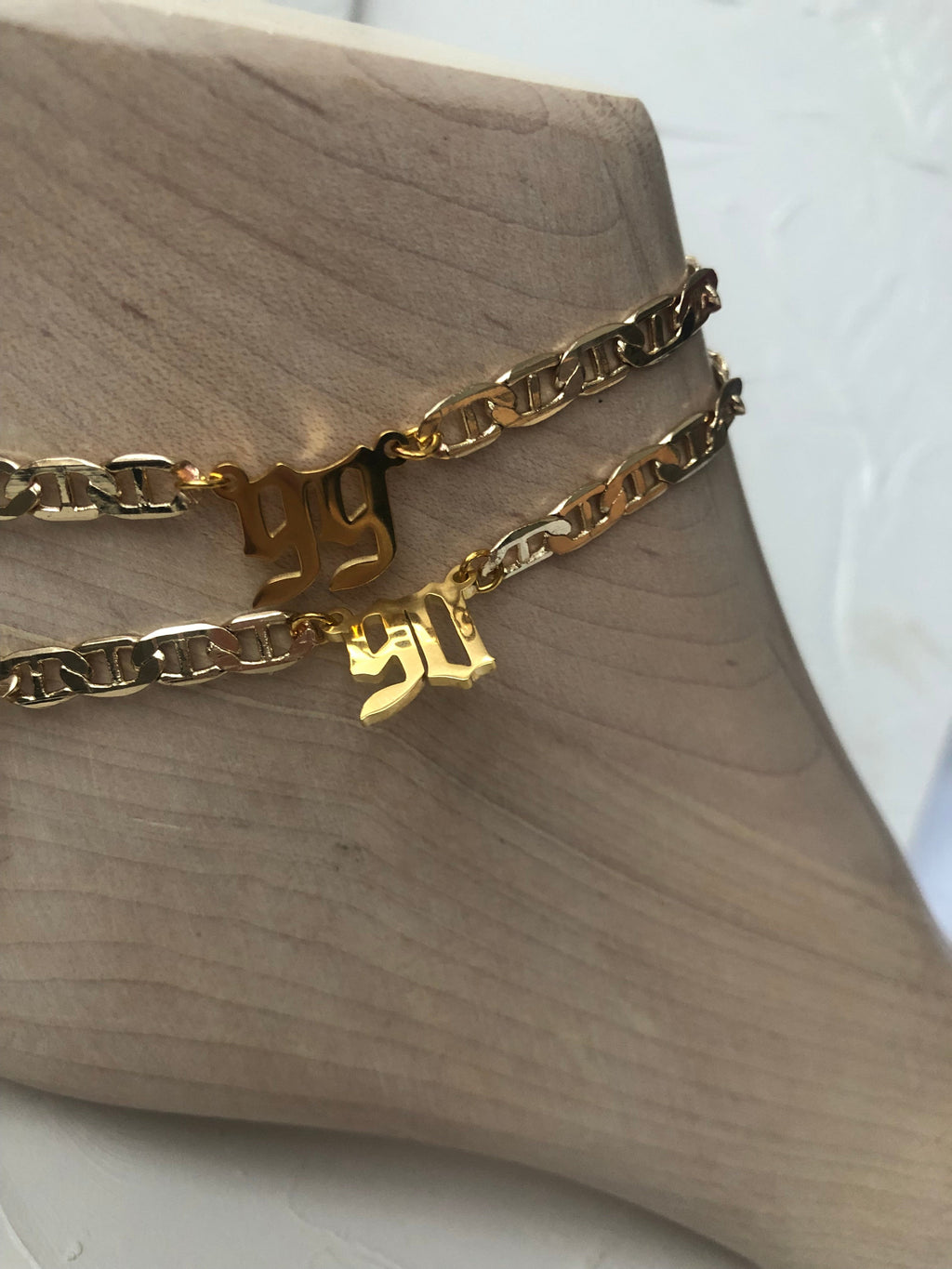 90’s anklet