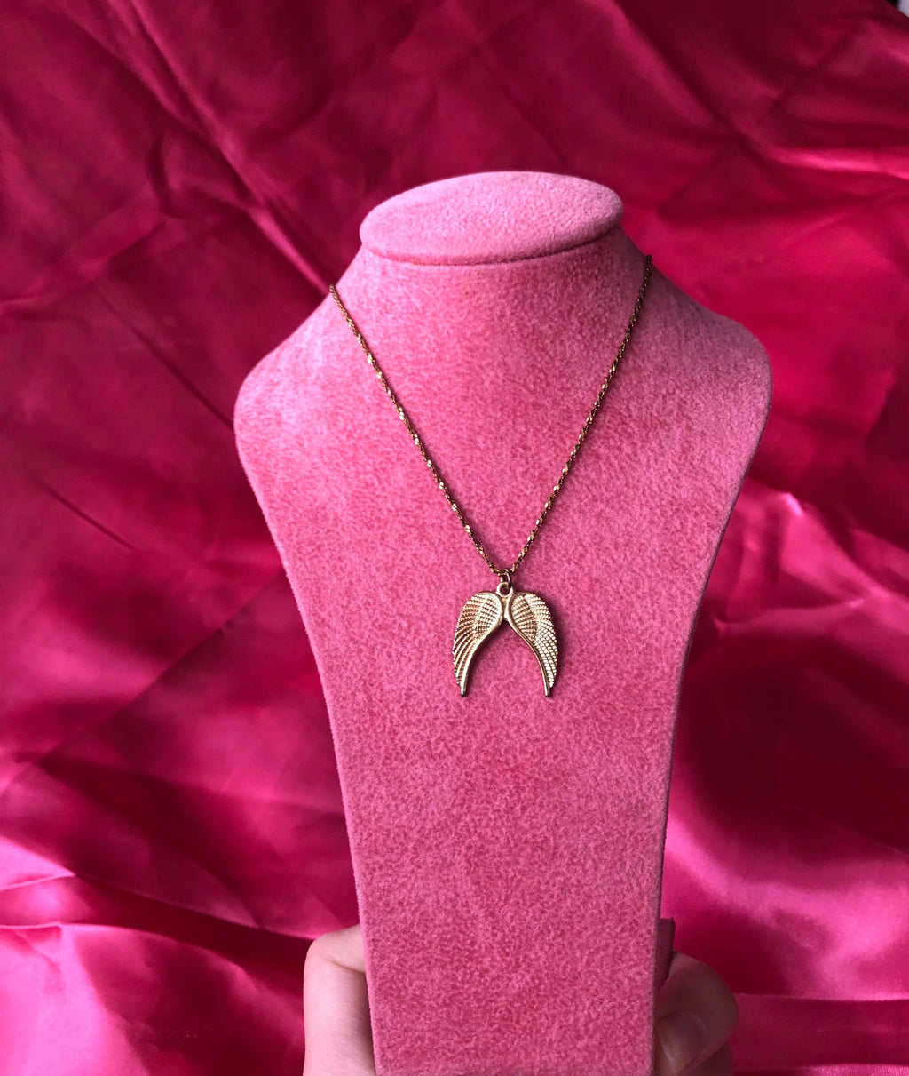 Angel wings necklace Gold
