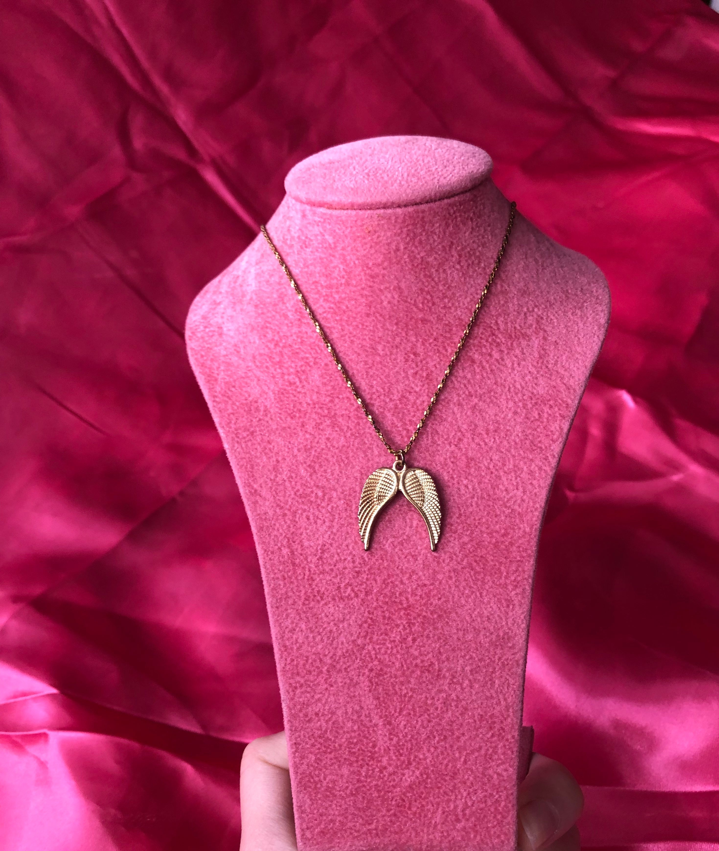 Angel wings necklace Gold