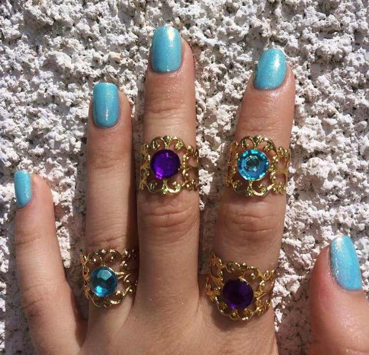 Mia ring