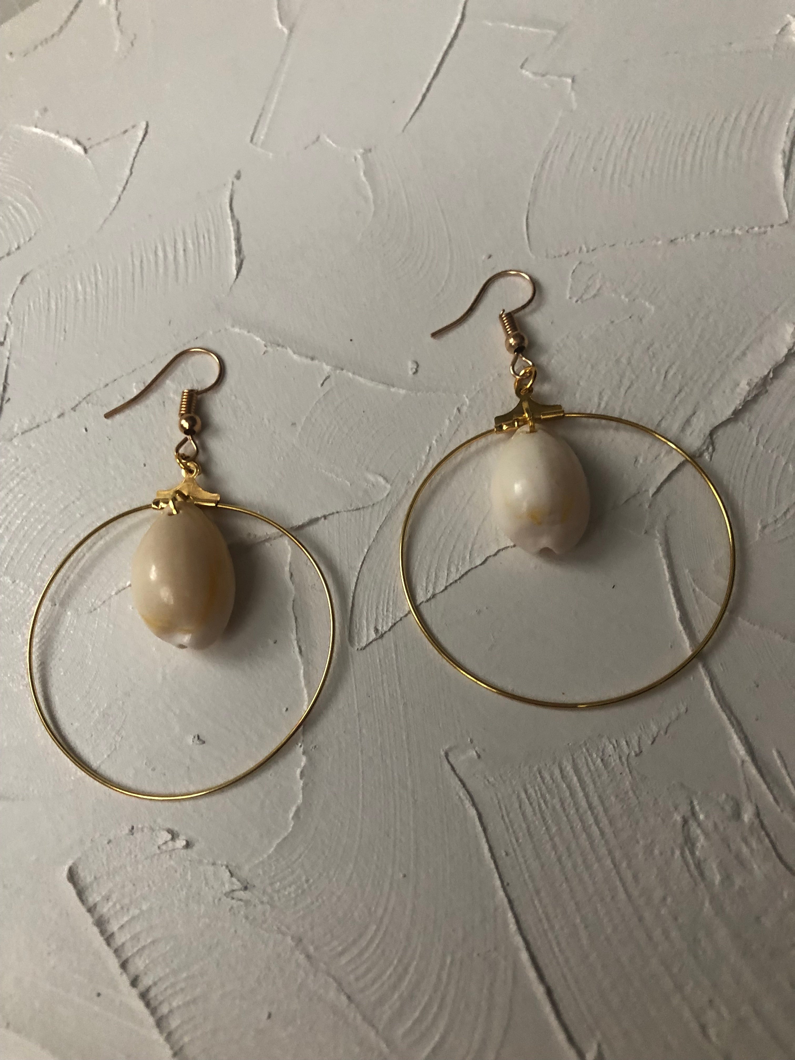 Seashell hoops