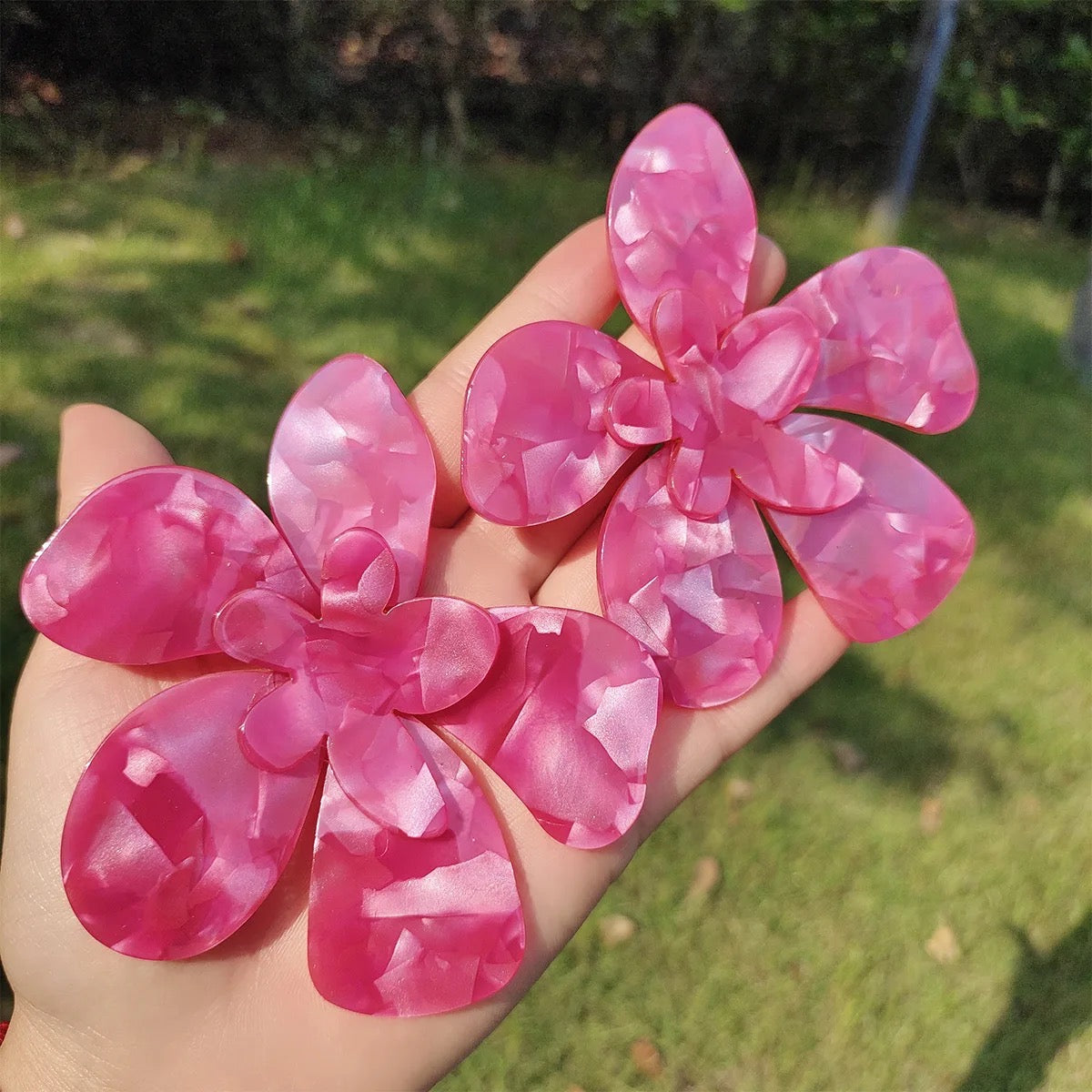 “LILY” EARRING - PINK