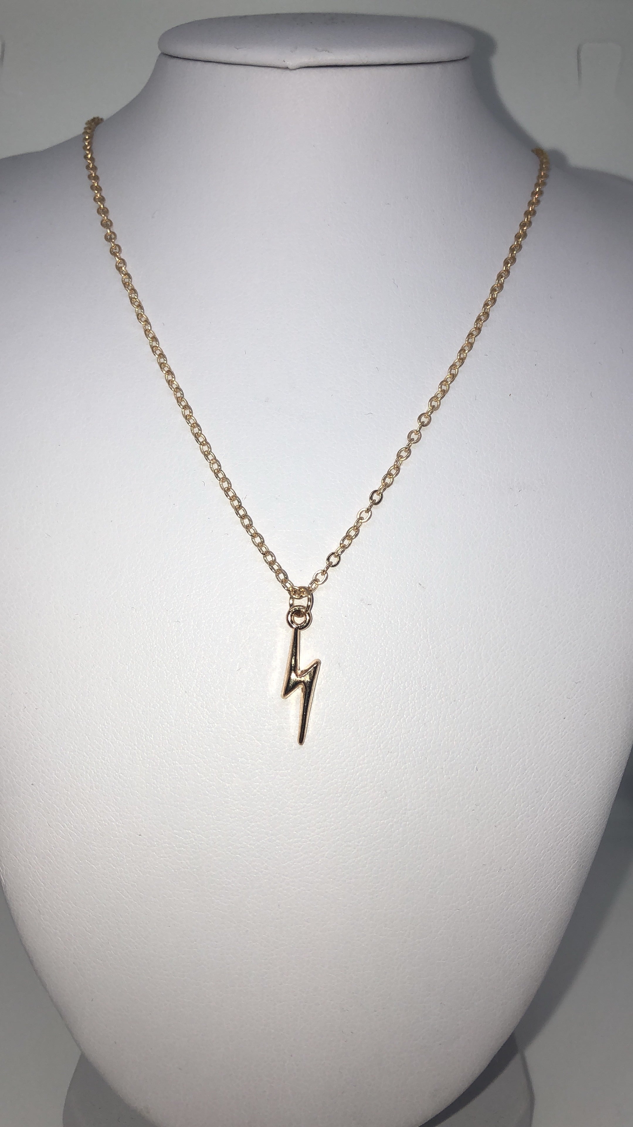 Thunder necklace