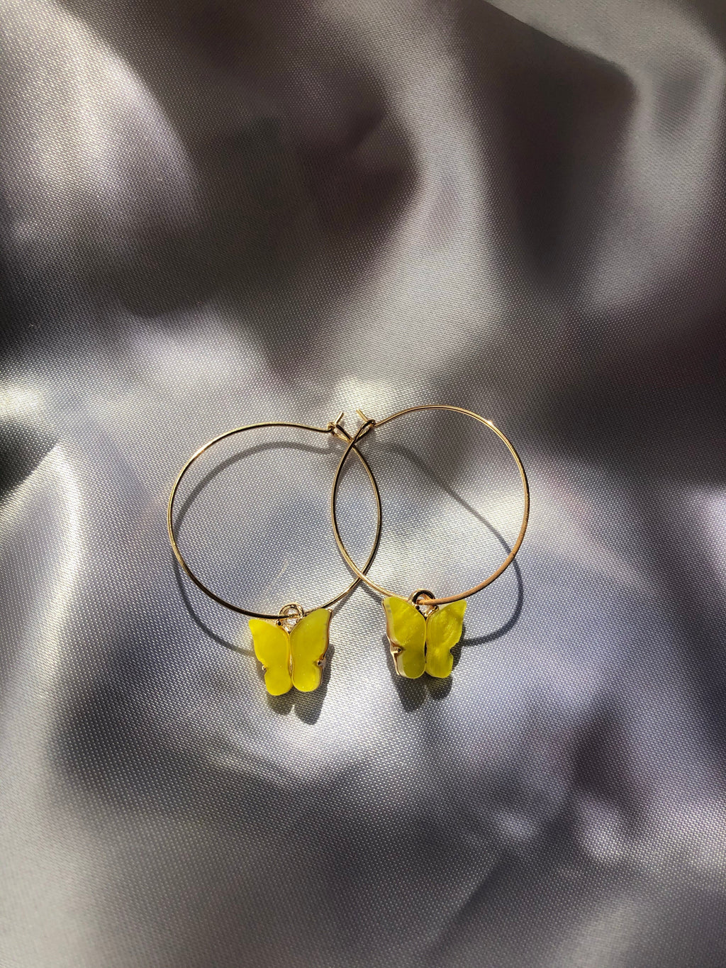 Mariposa hoops