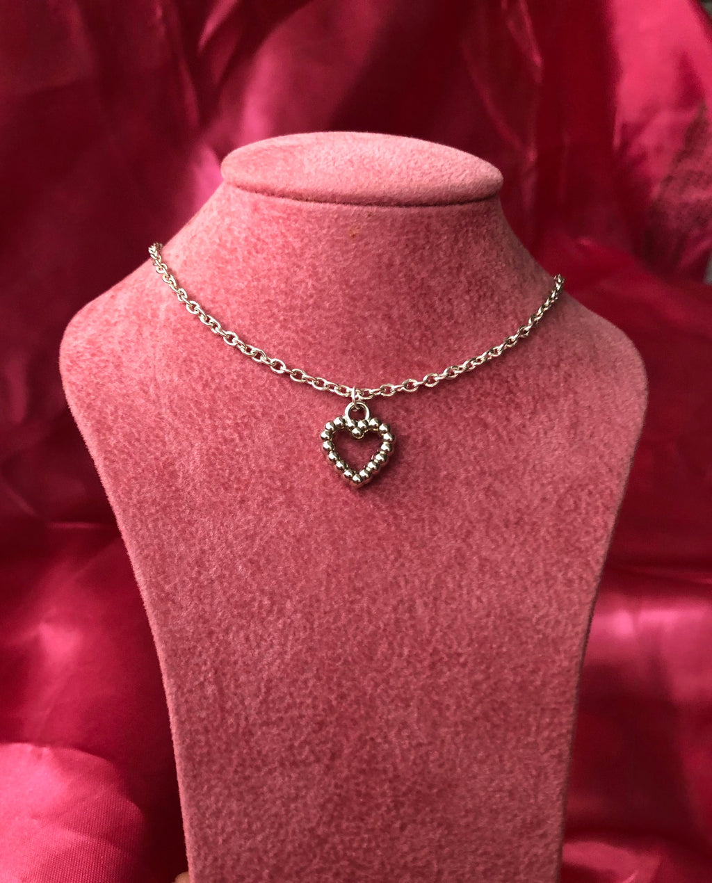 Silver heart pendant necklace Trace