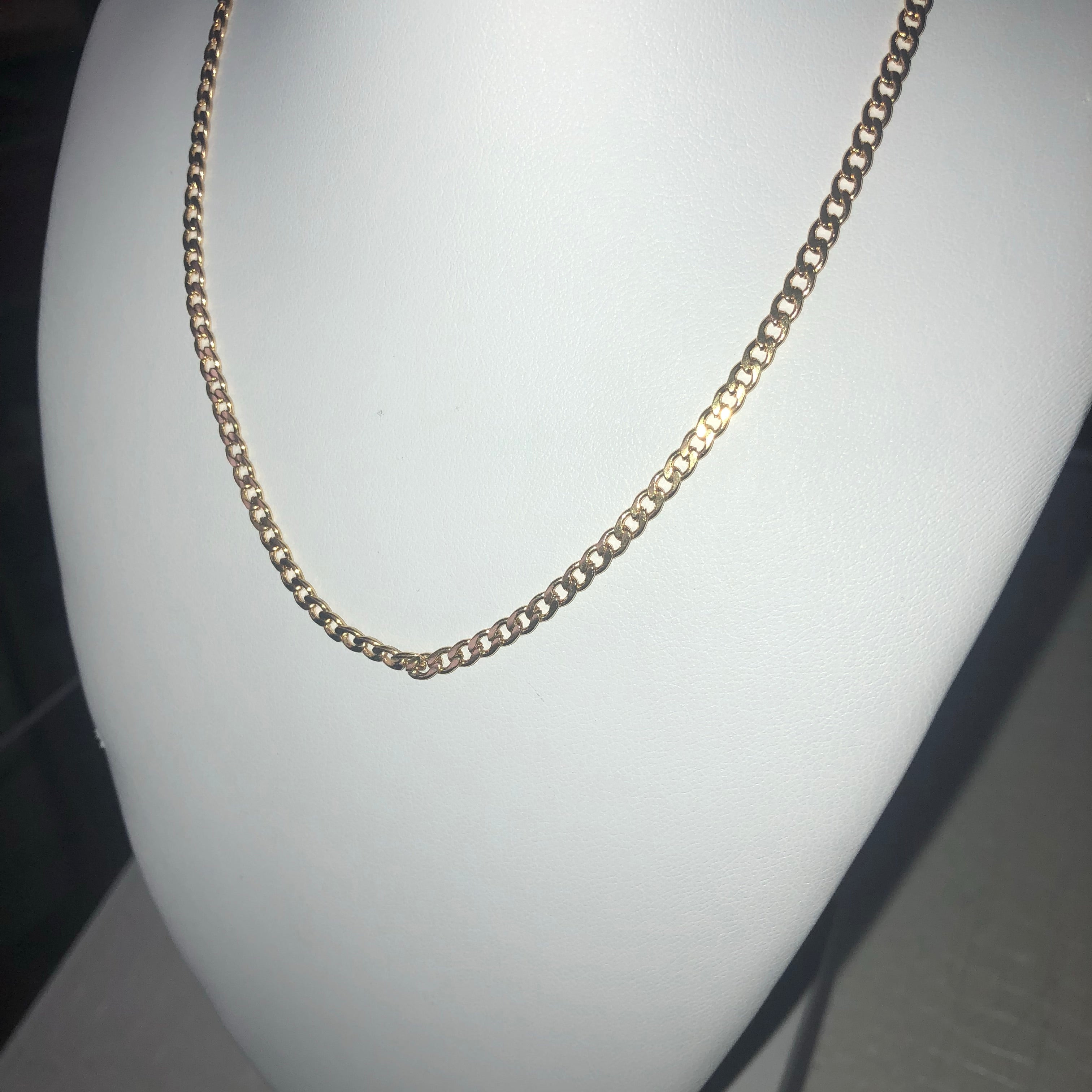 Curb chain