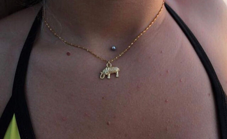 Elephant pendant necklace