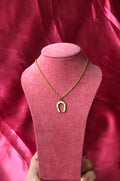 Horseshoe necklace Gold