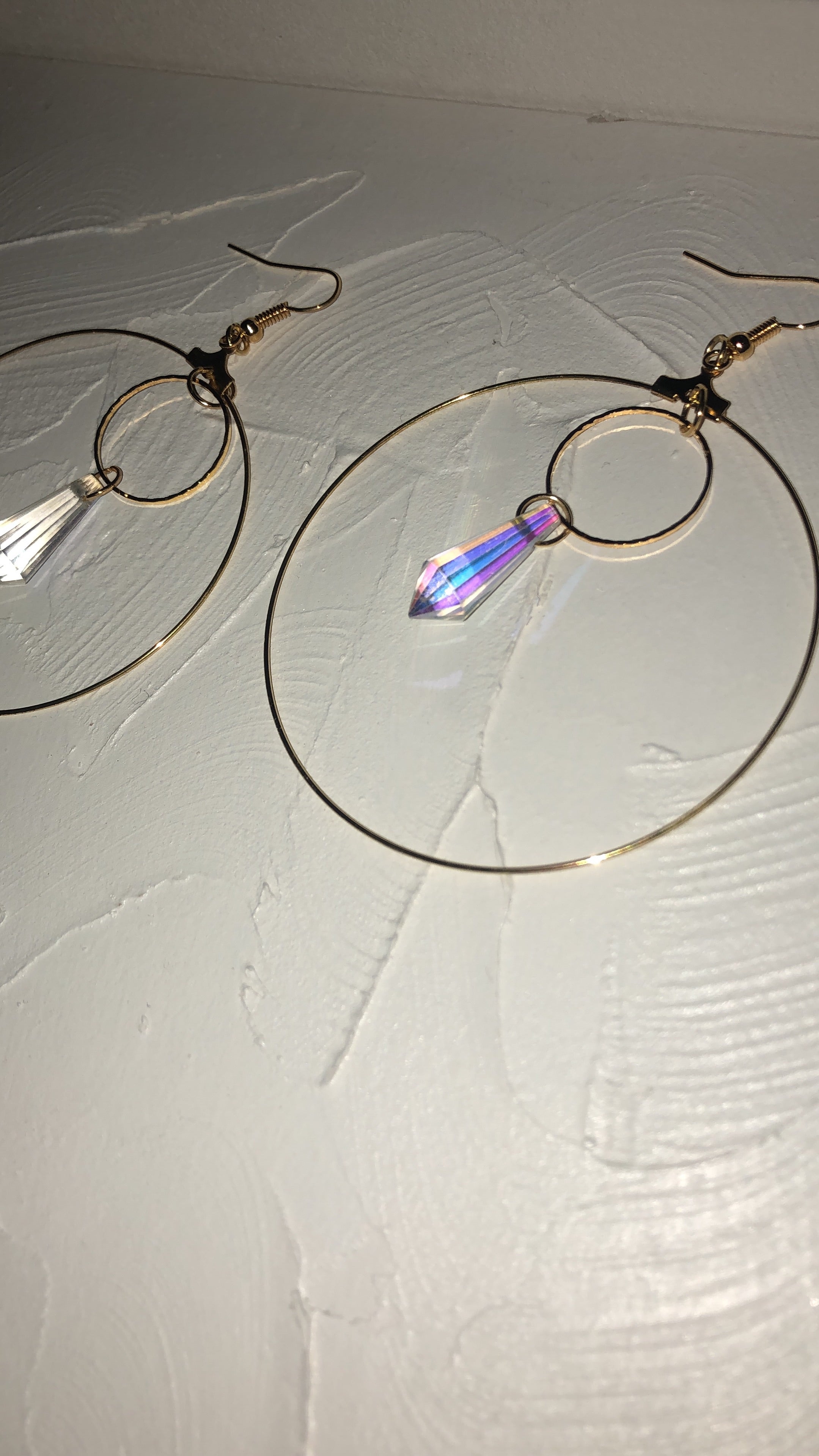 Crystal drop round earrings