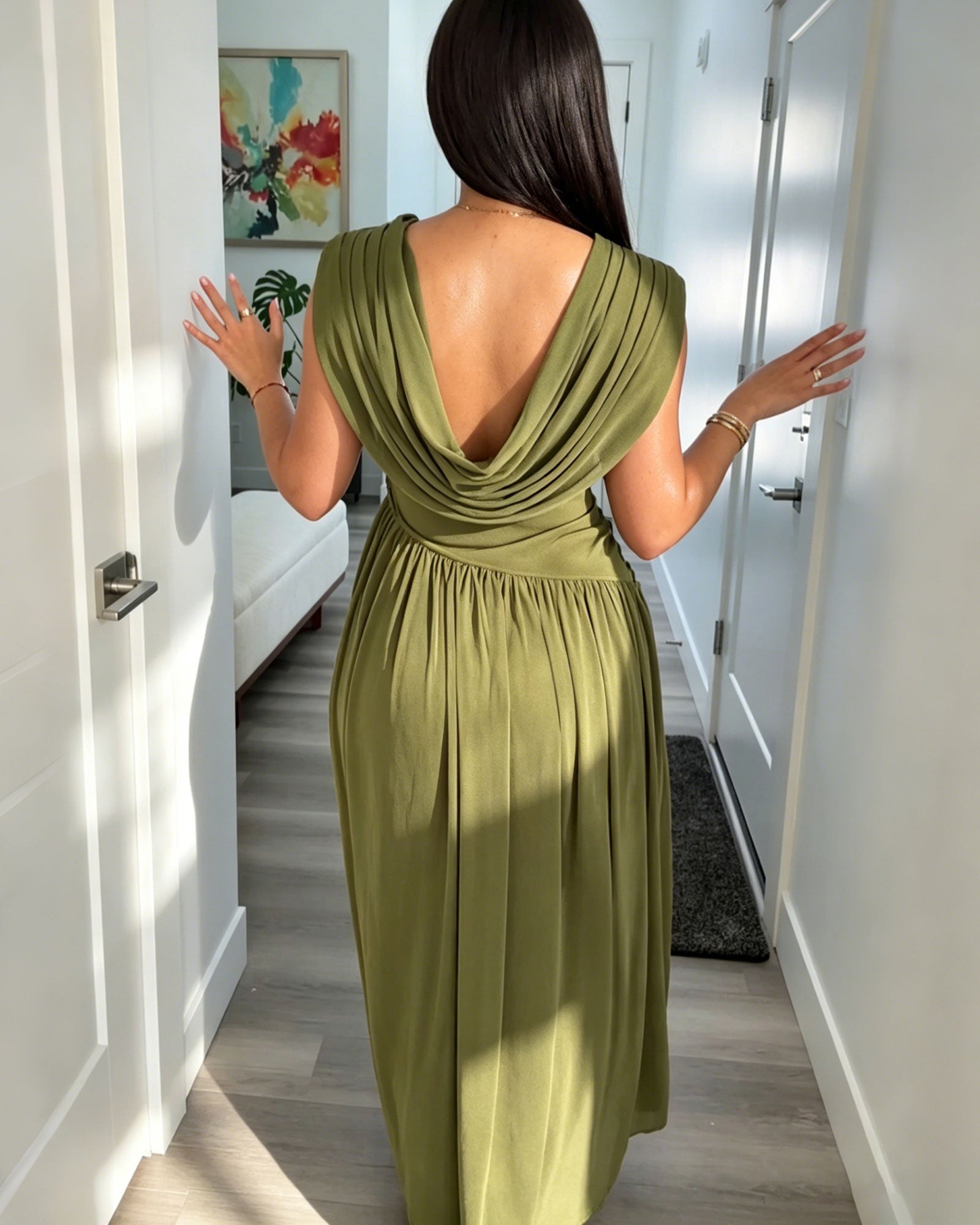 Backless pleated fitted Maxi dress