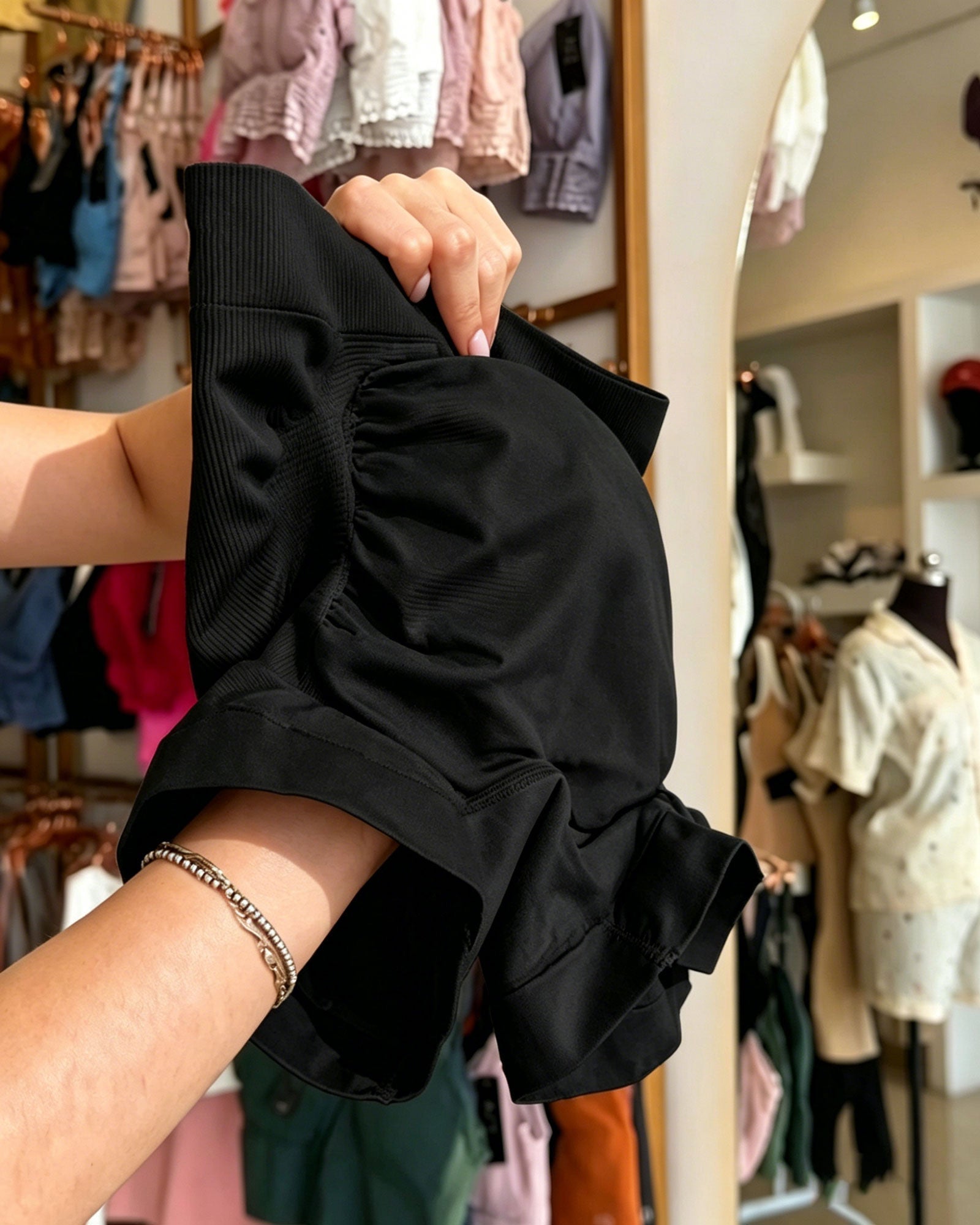 Ribbed And Pleated Hip-Lifting Shaping Shorts