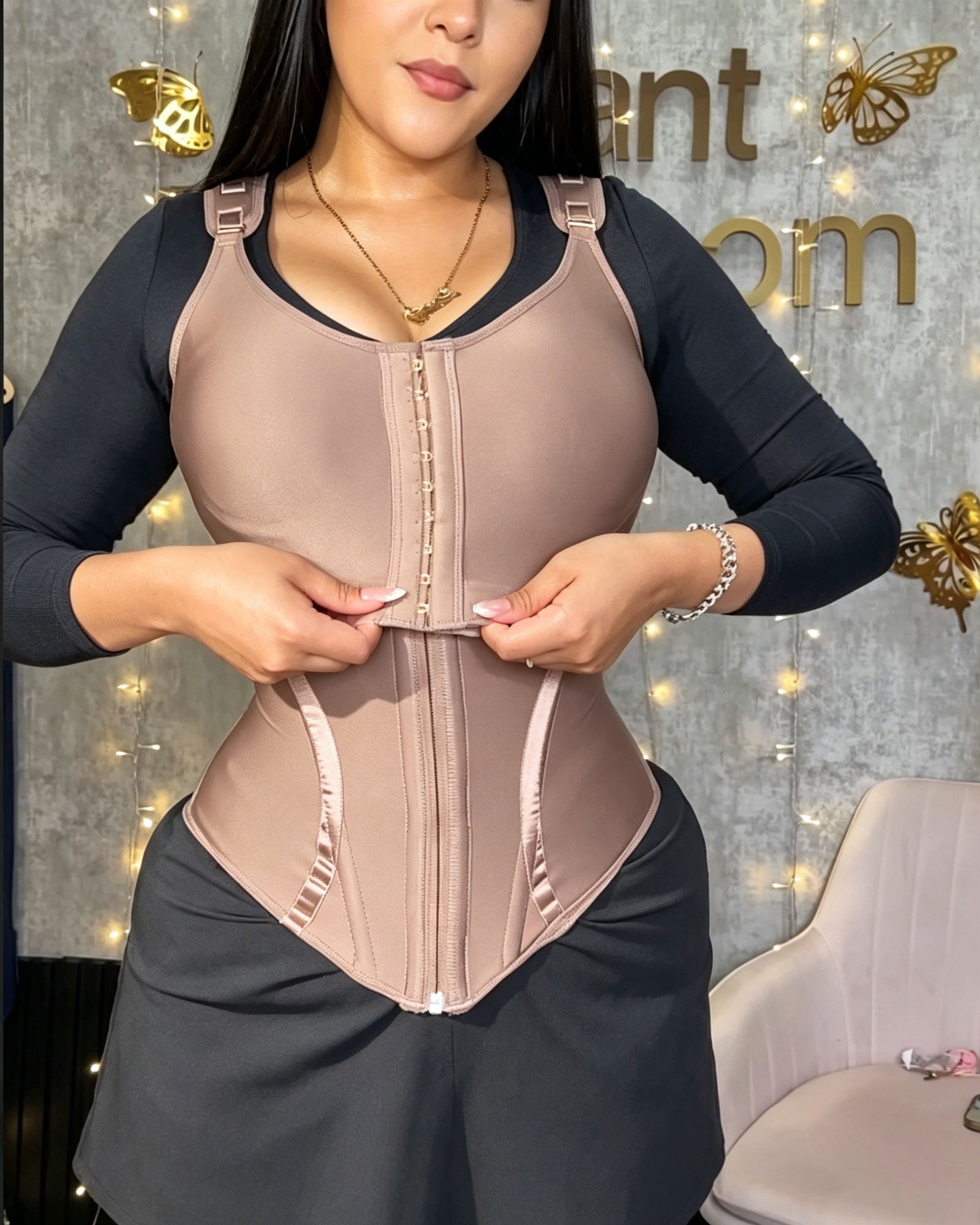 Adjustable Shoulder Straps And Front Zipper Shaping Vest
